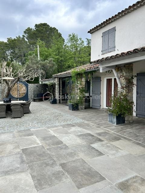 Maison à vendre, 170m², Tourrettes