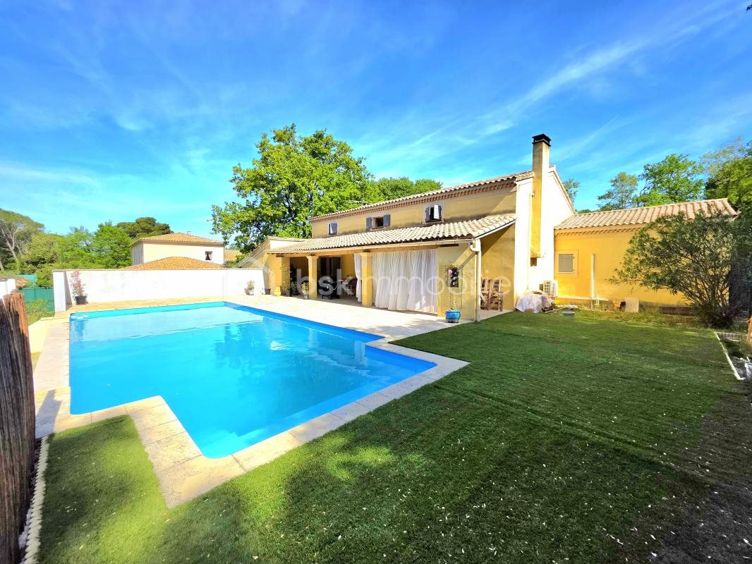 Maison à vendre, 230m², Uchaux