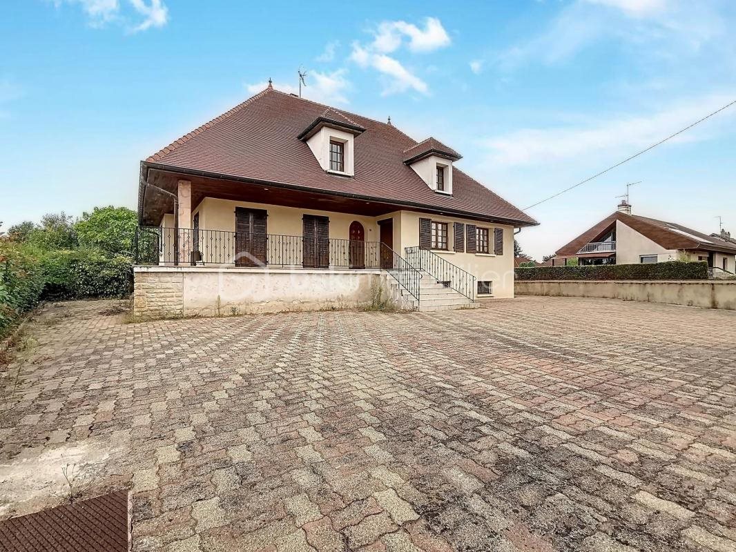 Maison à vendre, 234m², Tavaux