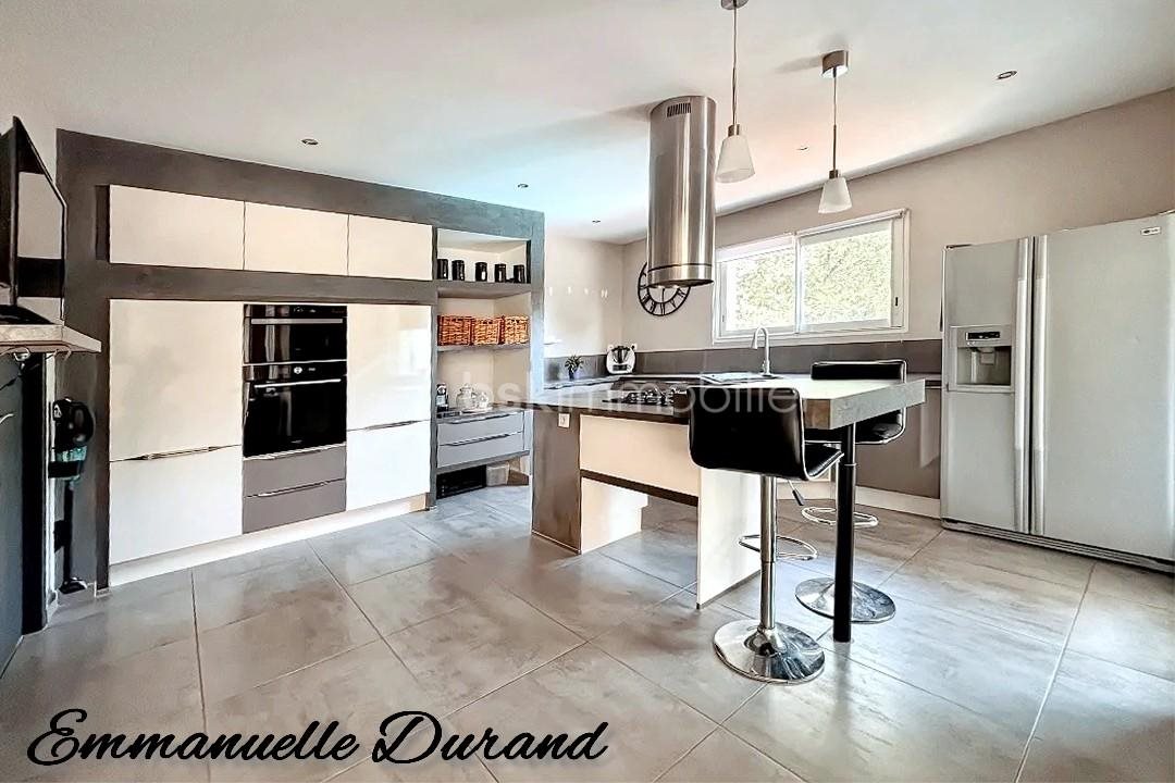 Maison à vendre, 178m², Suze-la-Rousse