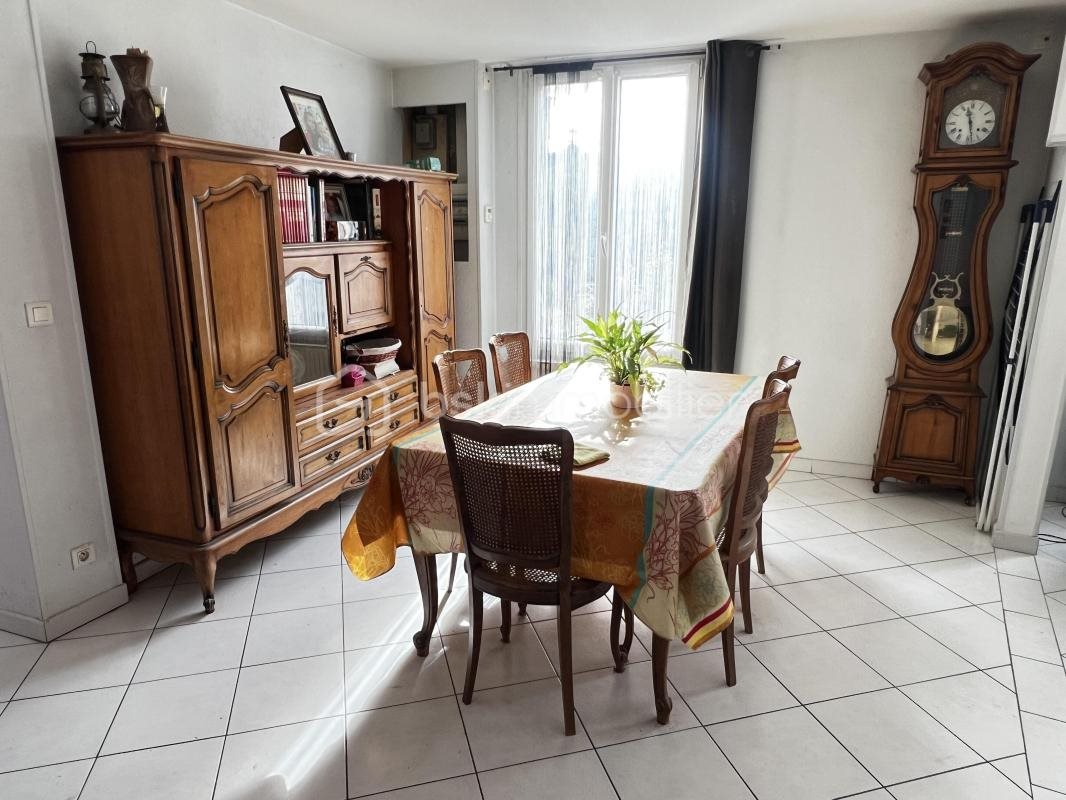Appartement à vendre, 55m², Crécy-la-Chapelle