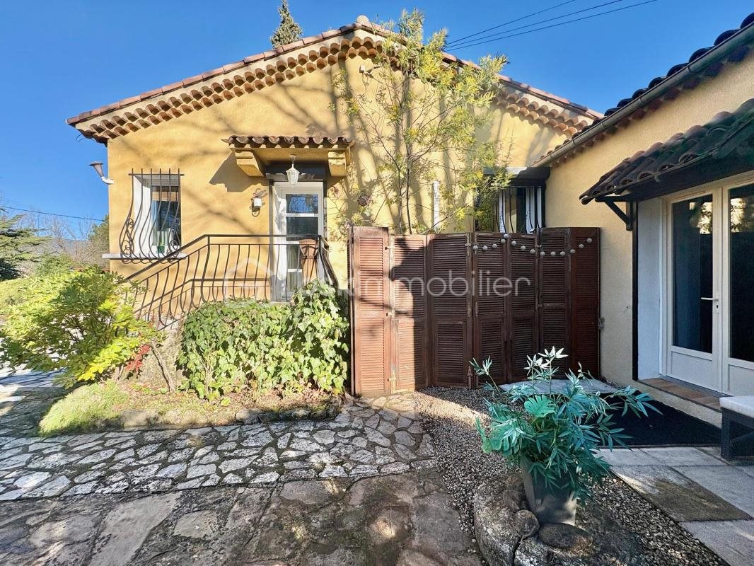 Maison à vendre, 105m², Tourrettes