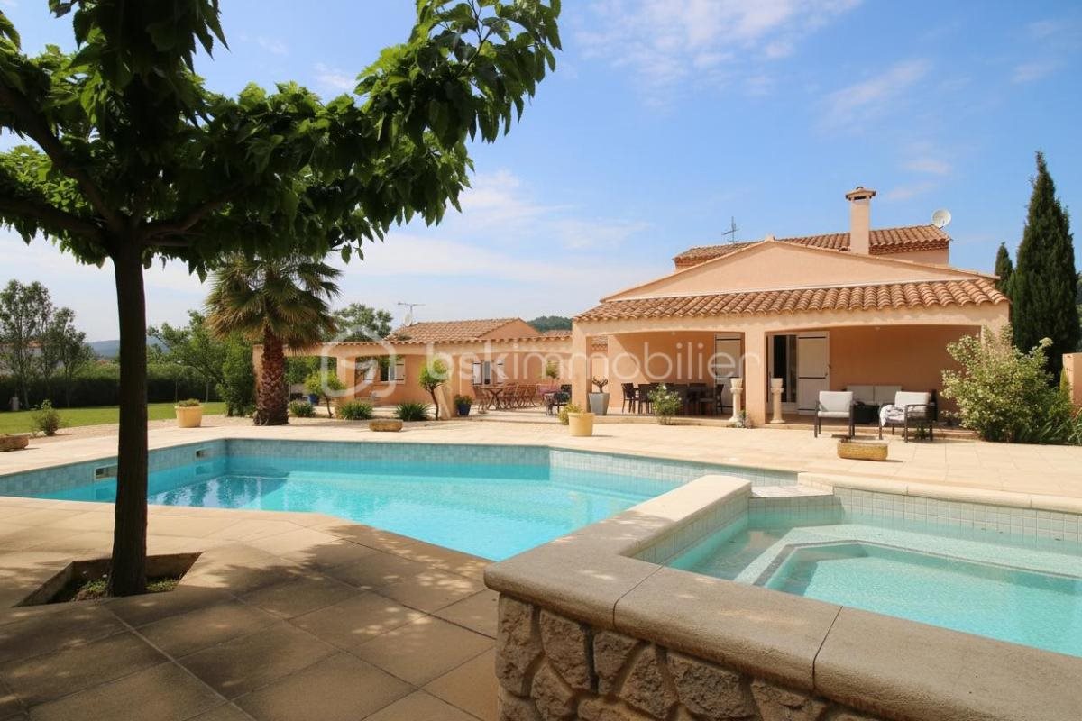 Maison à vendre, 187m², Clarensac