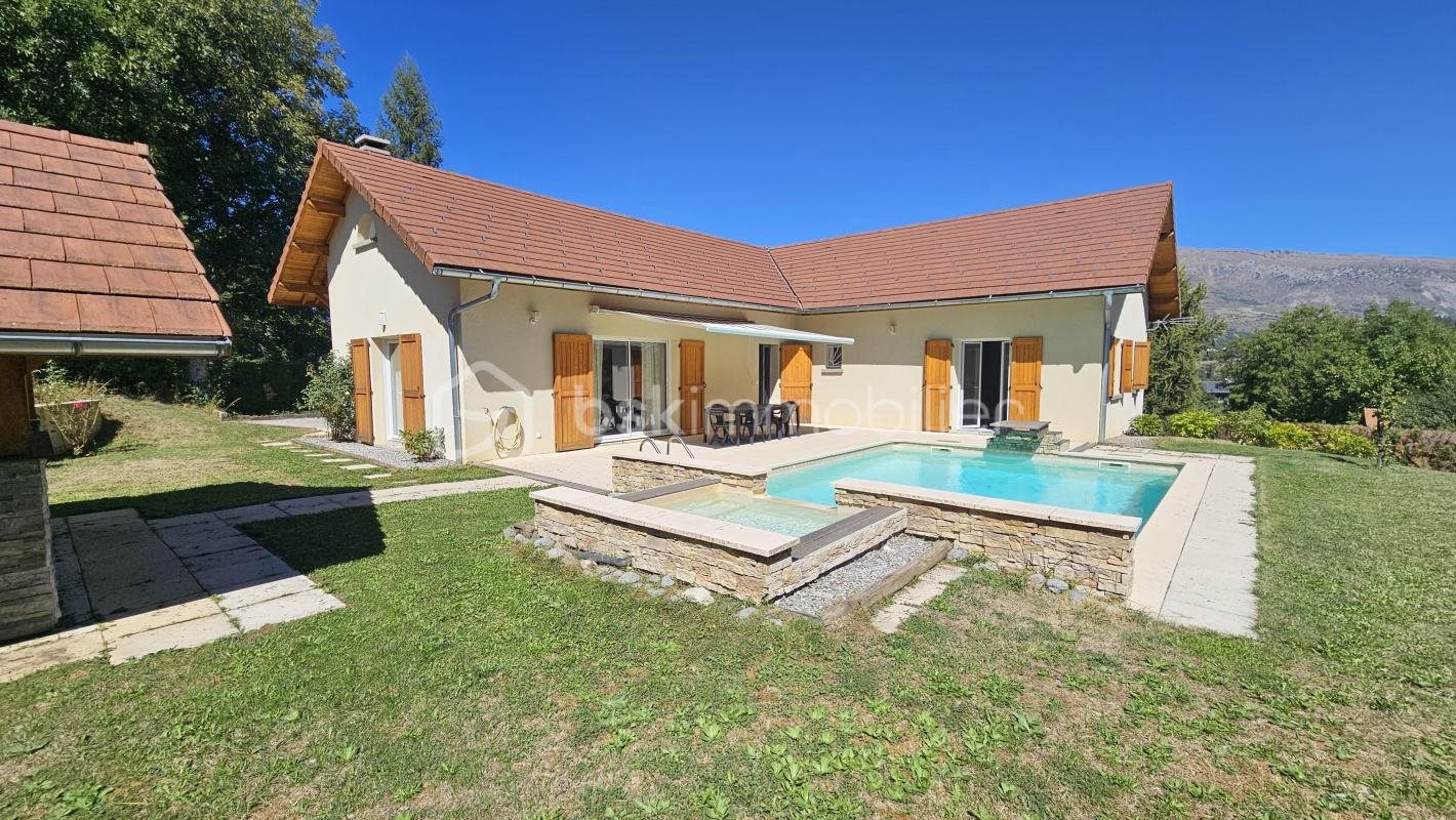 Maison à vendre, 211m², Manteyer