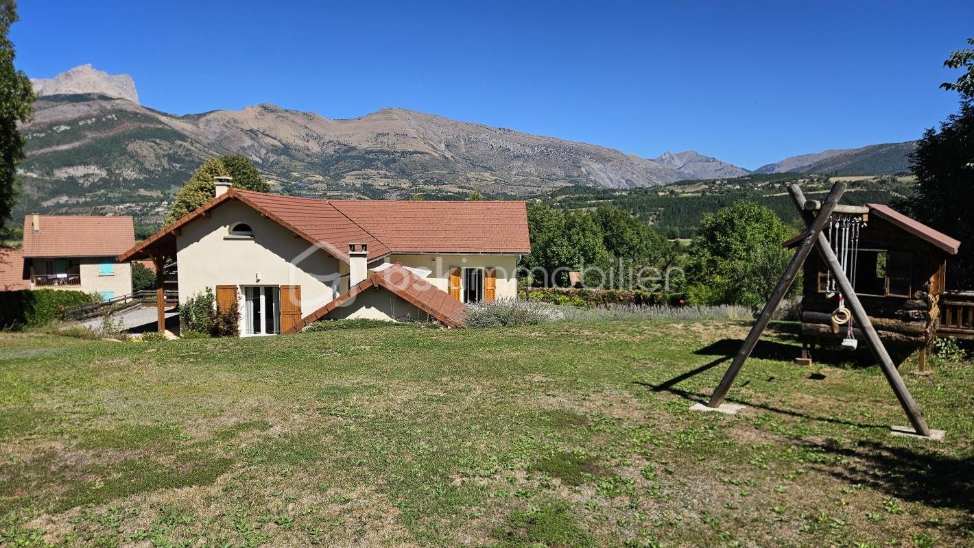 Maison à vendre, 211m², Manteyer