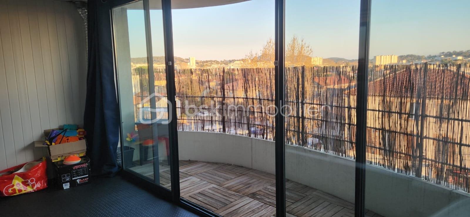 Appartement à vendre, 71m², Toulon