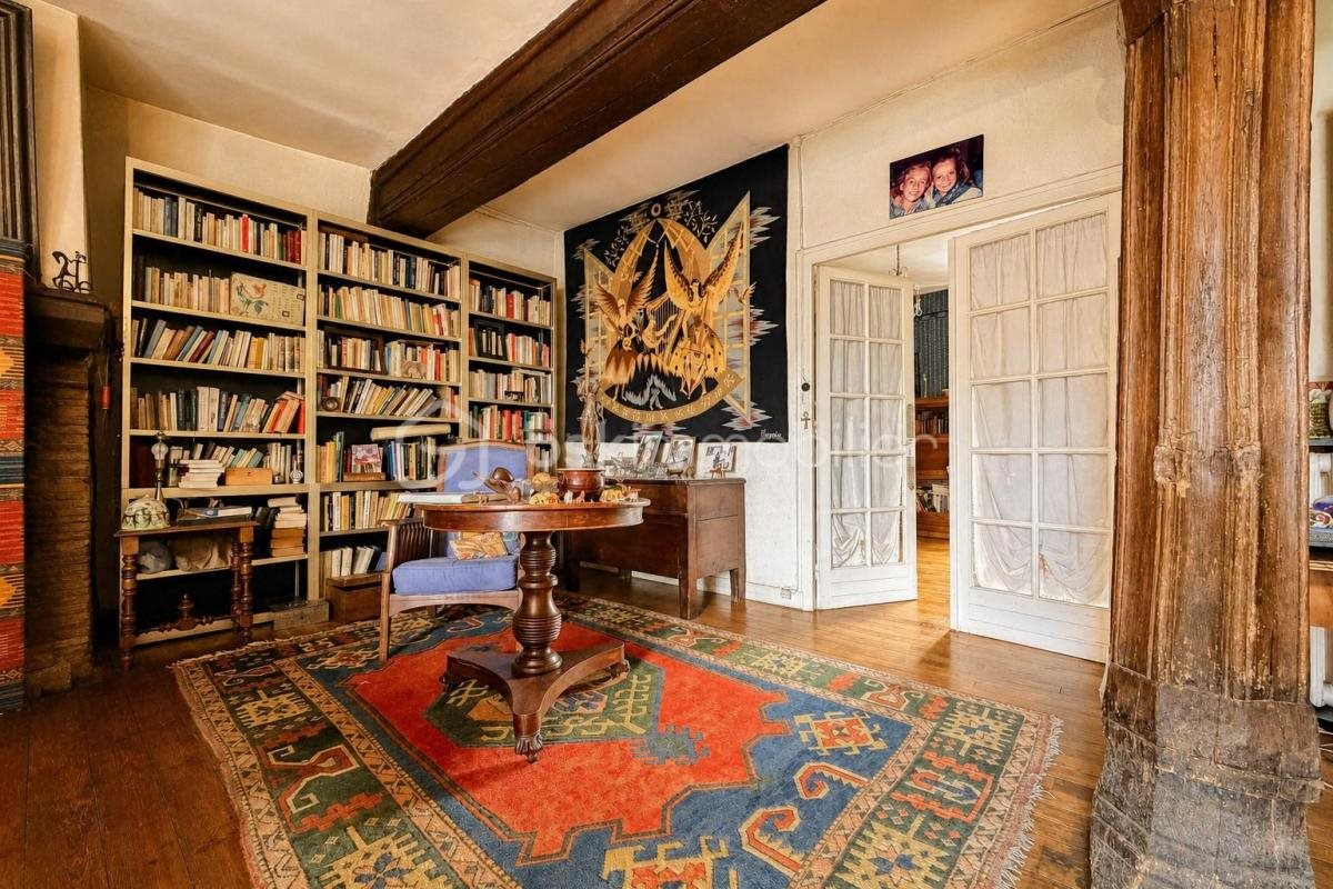 Maison à vendre, 375m², Saint-Germain-les-Belles