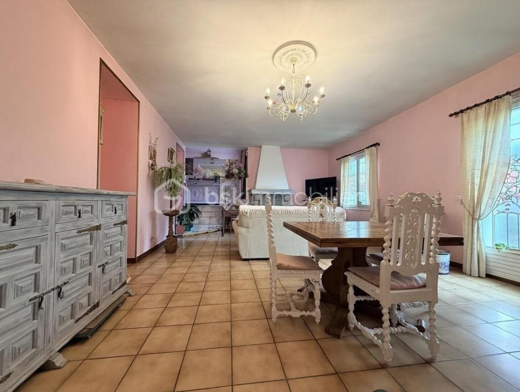 Maison à vendre, 184m², Lussac-les-Églises