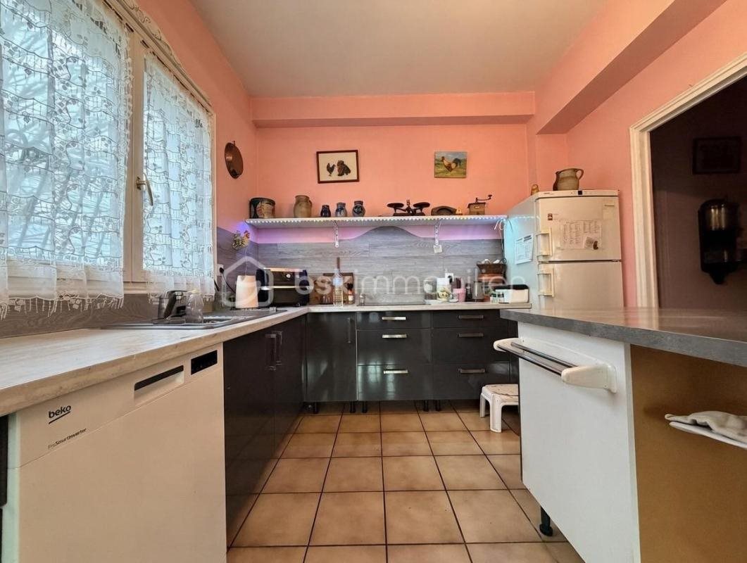 Maison à vendre, 184m², Lussac-les-Églises