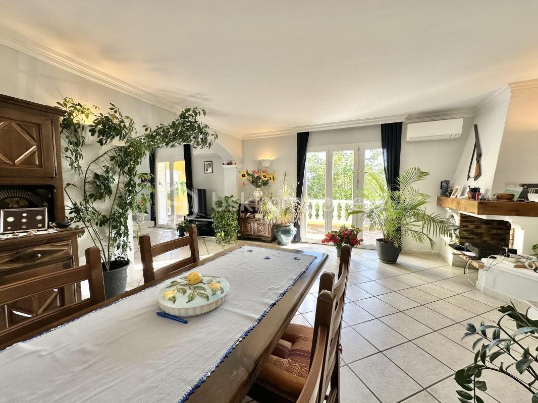 Maison à vendre, 220m², Cagnes-sur-Mer