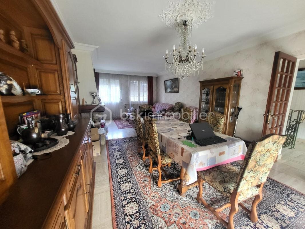 Maison à vendre, 163m², Saint-Hilaire-du-Harcouët