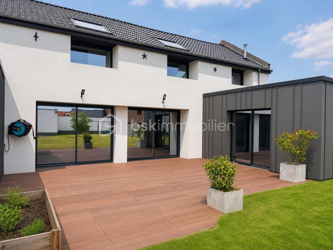 Maison à vendre, 220m², Lécluse