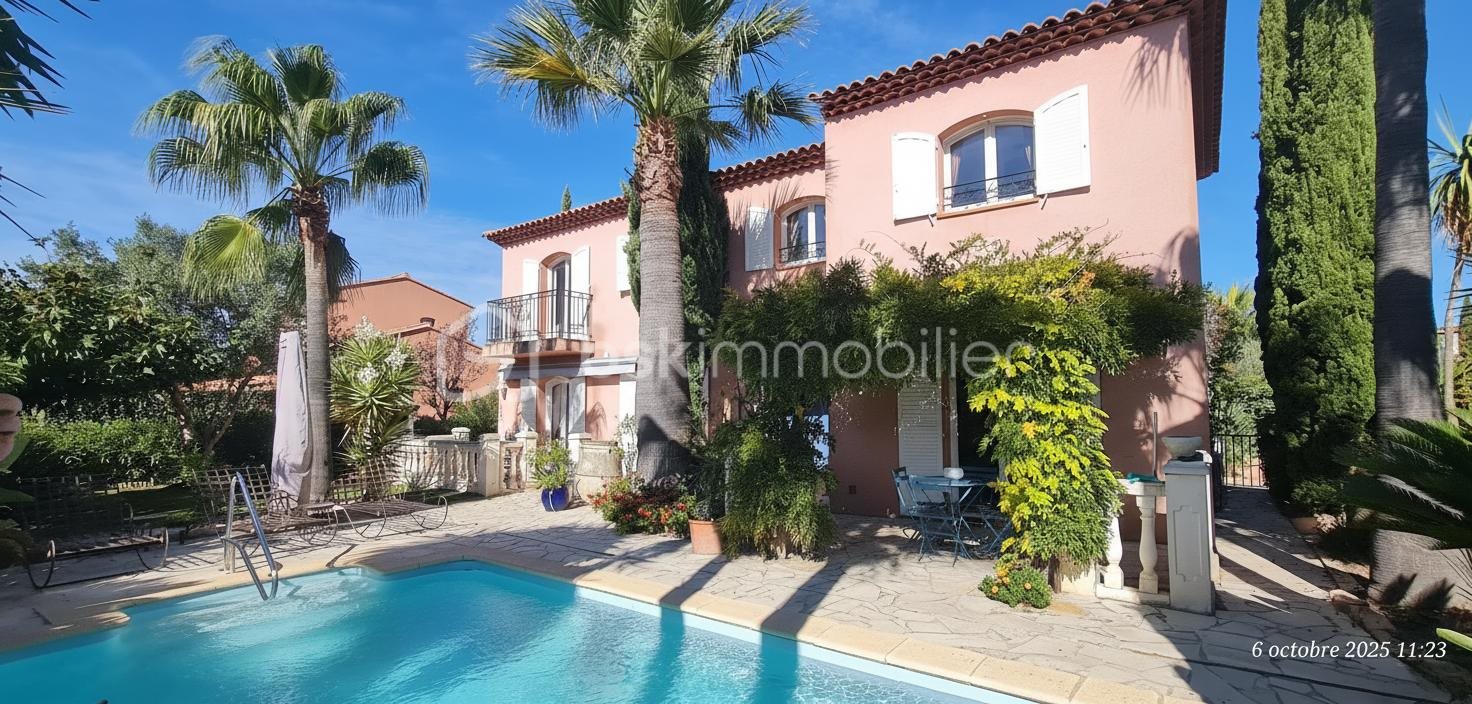 Maison à vendre, 163m², La Londe-les-Maures
