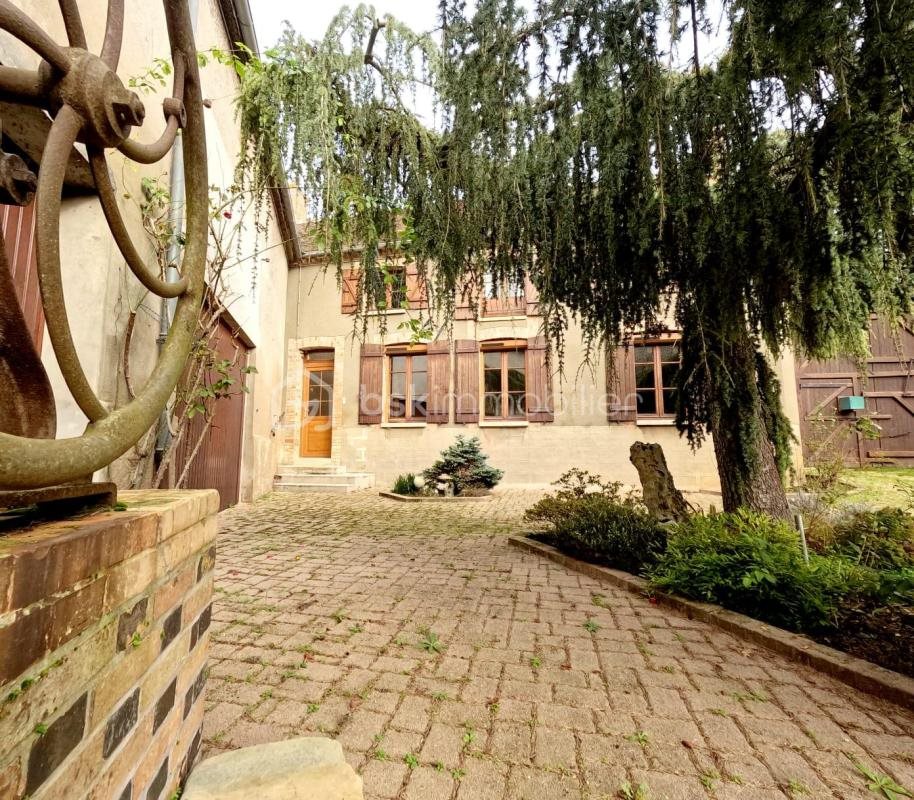 Maison à vendre, 125m², Courlon-sur-Yonne