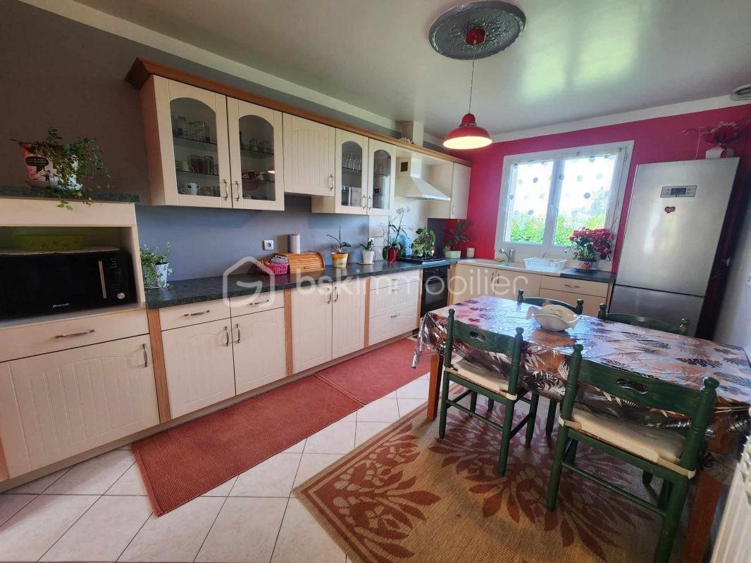 Maison à vendre, 173m², Courtois-sur-Yonne