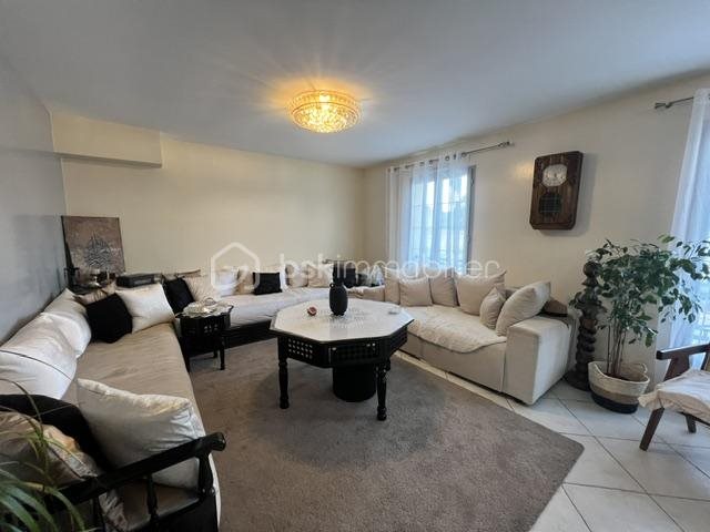 Maison à vendre, 104m², Les Ormes-sur-Voulzie