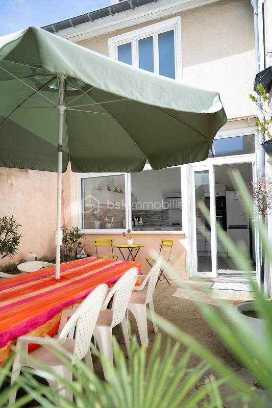 Maison à vendre, 160m², Bourg-Saint-Andéol