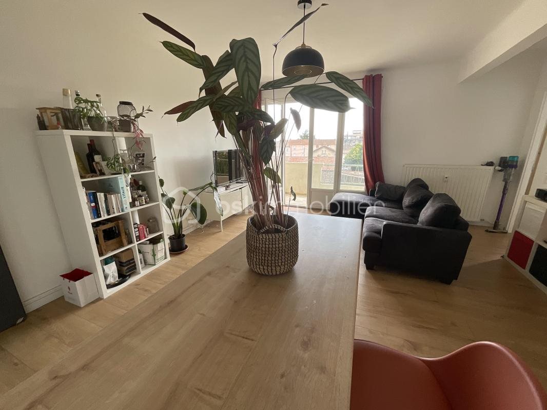 Appartement à vendre, 74m², Alès