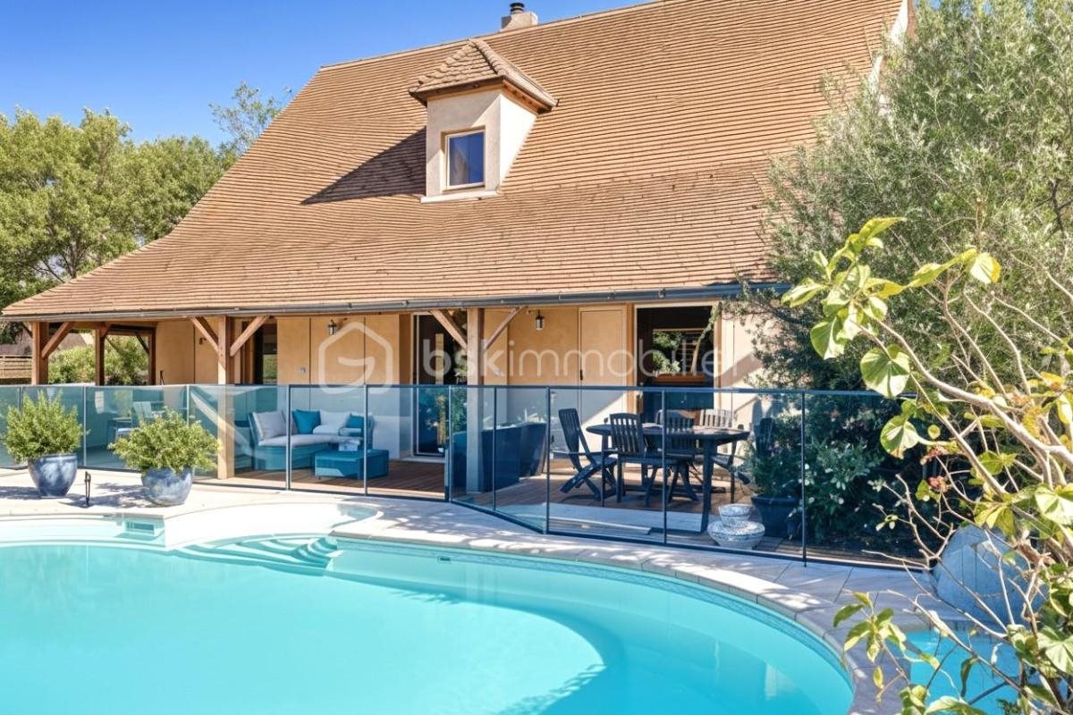Maison à vendre, 156m², Saint-Seurin-sur-l'Isle