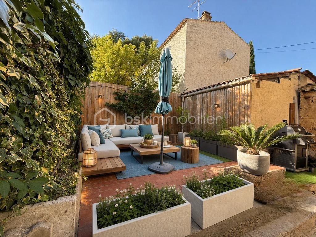Maison à vendre, 141m², Grans