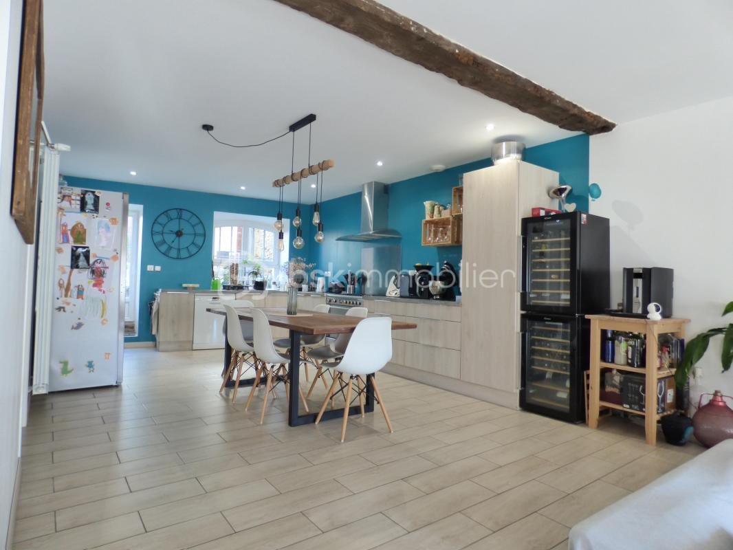 Maison à vendre, 141m², Grans
