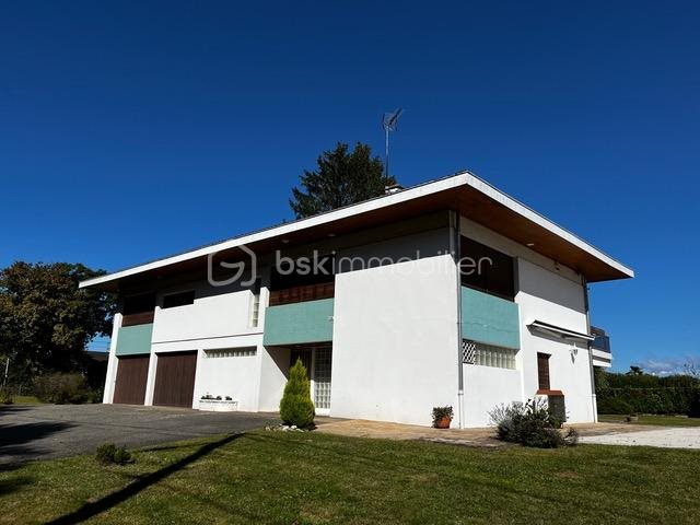 Maison à vendre, 300m², Bourg-en-Bresse