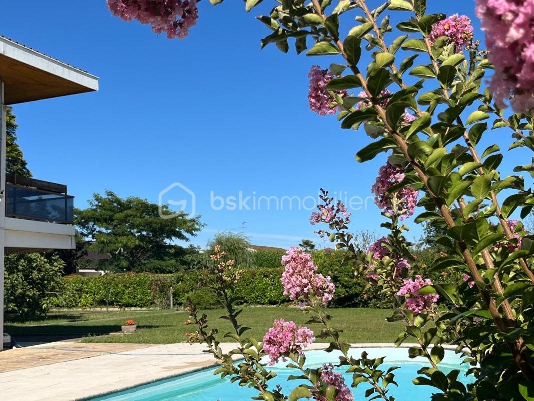 Maison à vendre, 300m², Bourg-en-Bresse