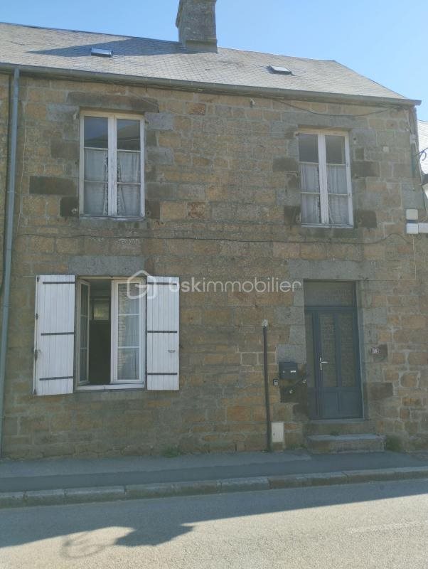 Maison à vendre, 77m², Carrouges
