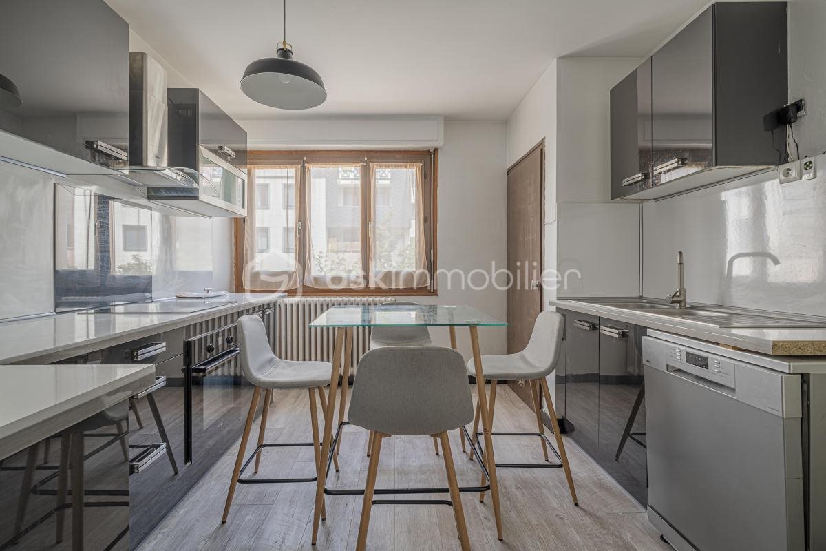 Appartement à louer, 65m², Cluses