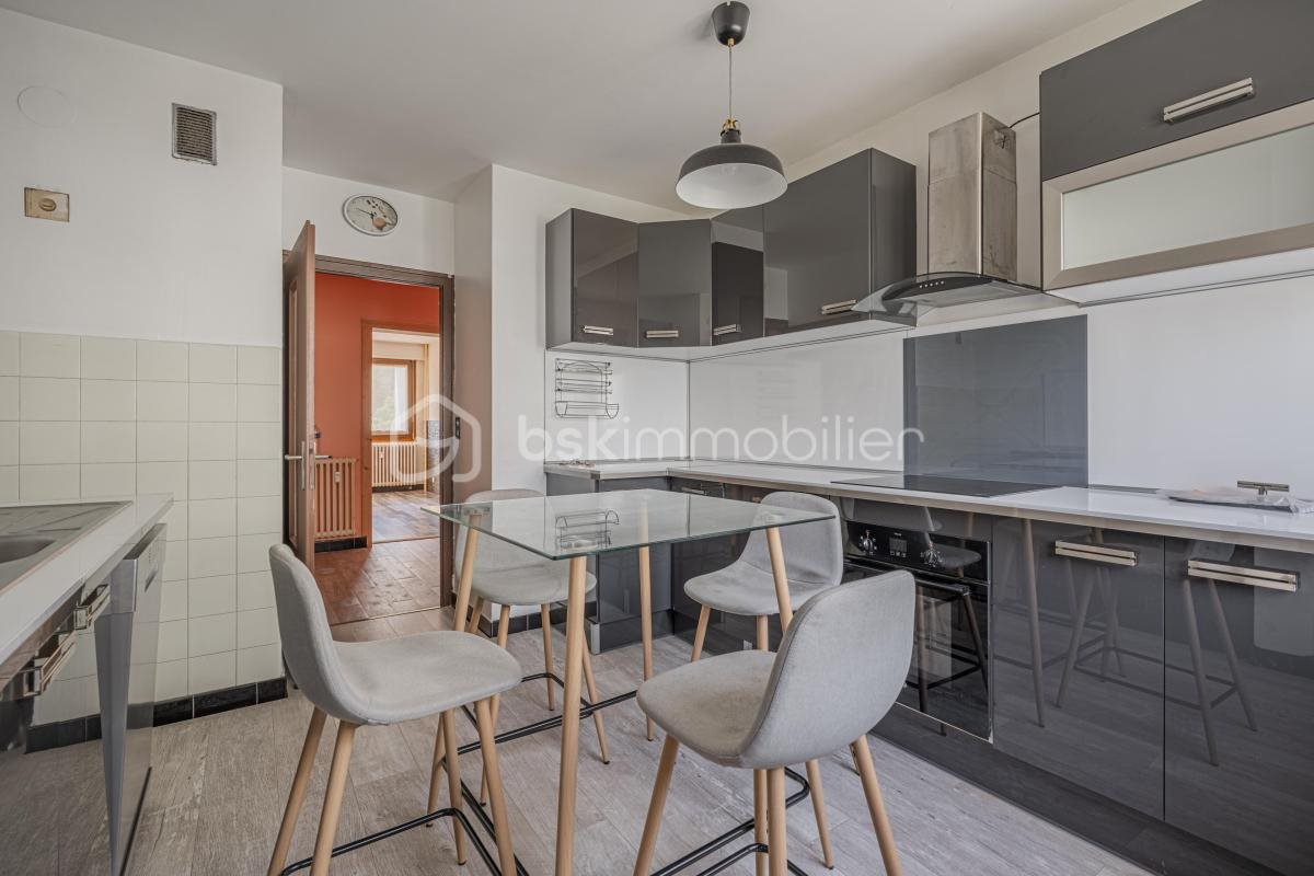 Appartement à louer, 65m², Cluses