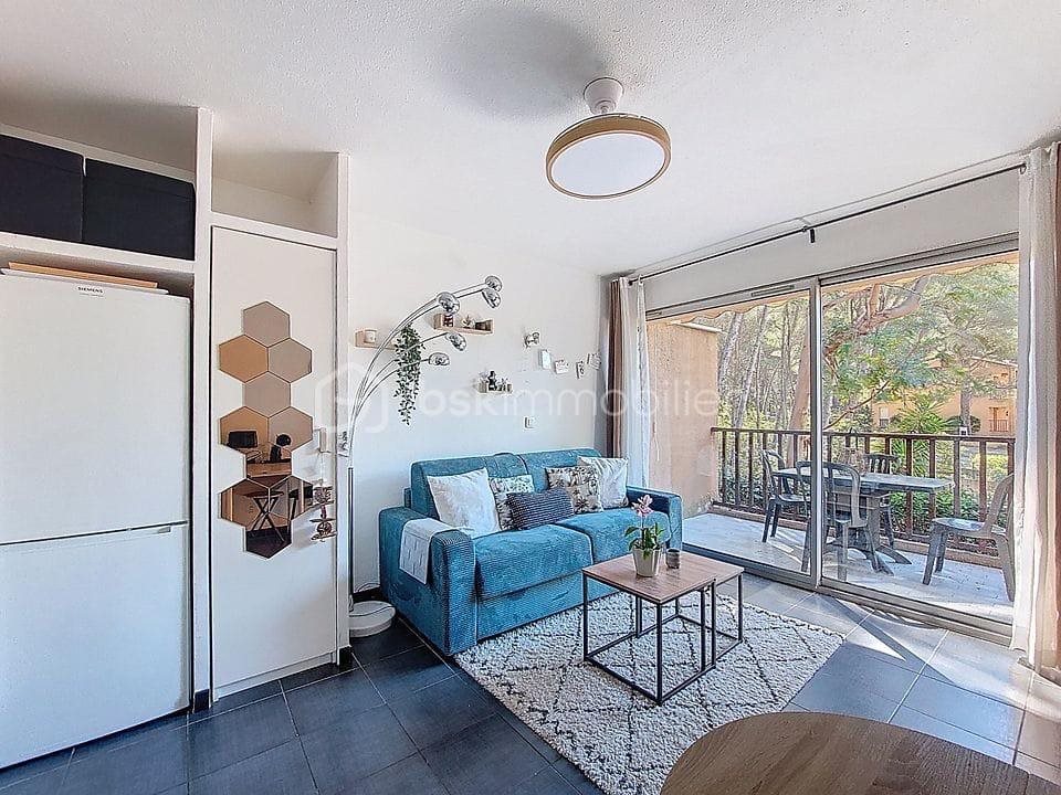 Appartement à louer, 23m², Sanary-sur-Mer