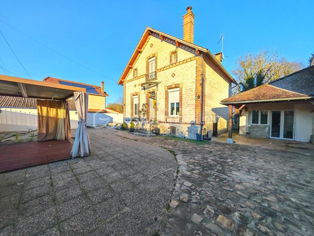 Maison à vendre, 122m², Saint-Pierre-lès-Nemours