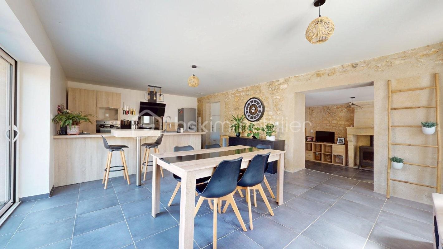 Maison à vendre, 116m², Pont-l'Abbé-d'Arnoult