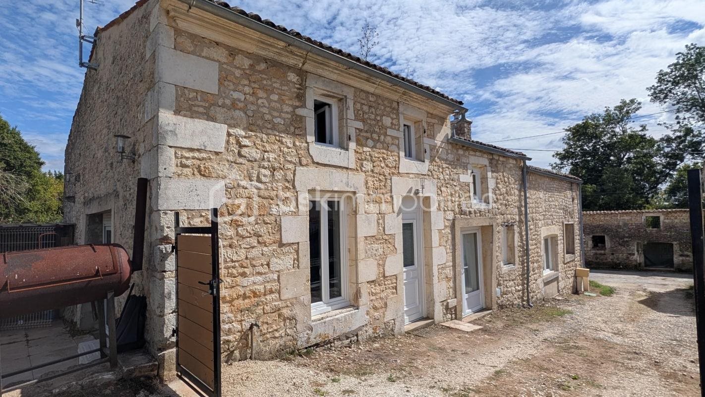 Maison à vendre, 116m², Pont-l'Abbé-d'Arnoult