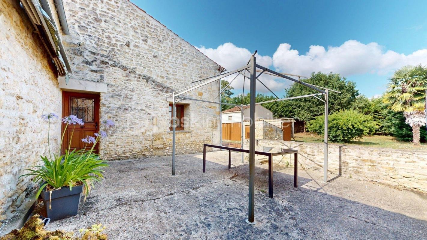 Maison à vendre, 142m², Saint-Savinien
