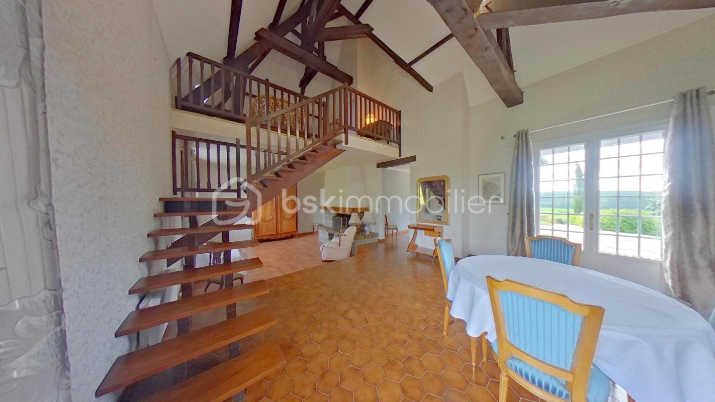 Maison à vendre, 140m², Pont-sur-Yonne