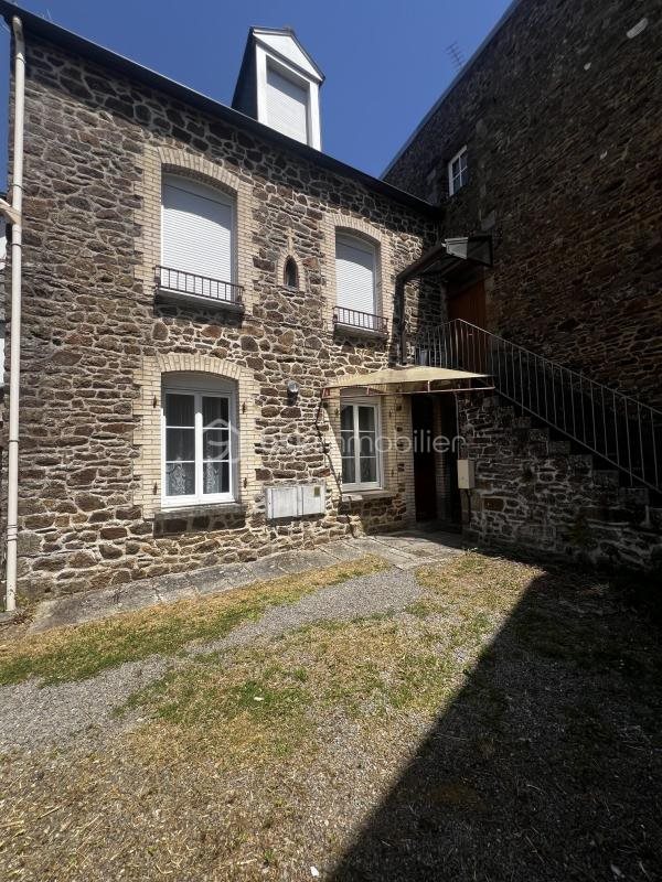 Maison à vendre, 88m², Fougères