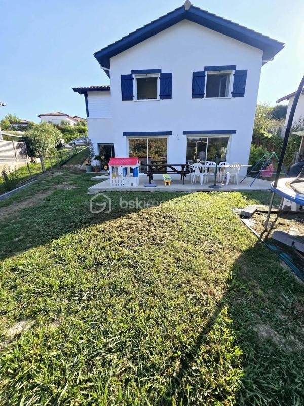 Maison à vendre, 105m², Urcuit