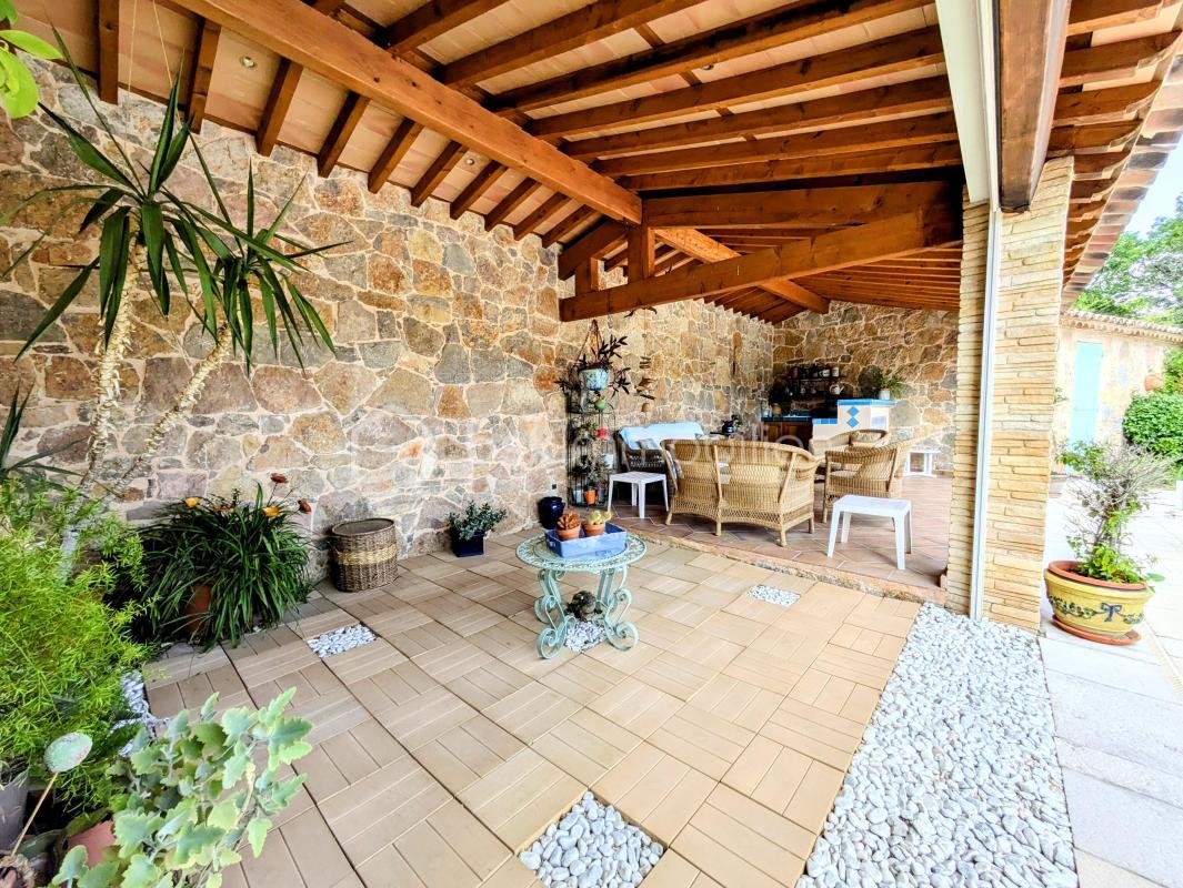 Maison à vendre, 314m², Salernes