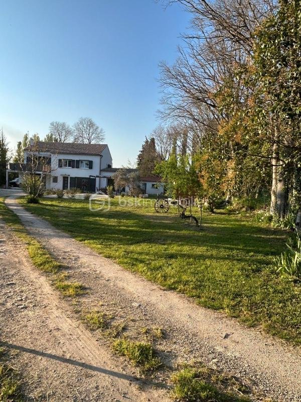 Maison à vendre, 171m², Grans