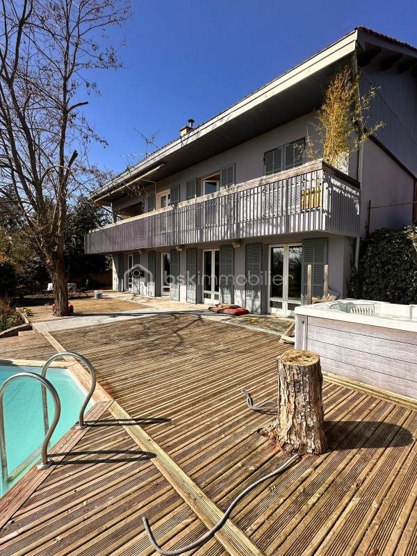 Maison à vendre, 303m², Saint-Léger-sur-Roanne