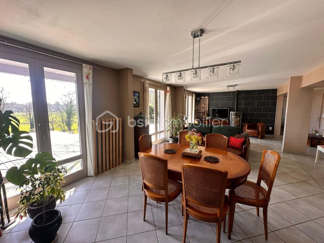 Maison à vendre, 303m², Saint-Léger-sur-Roanne