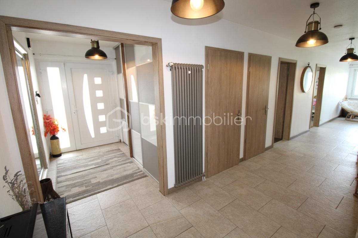 Maison à vendre, 205m², Village-Neuf