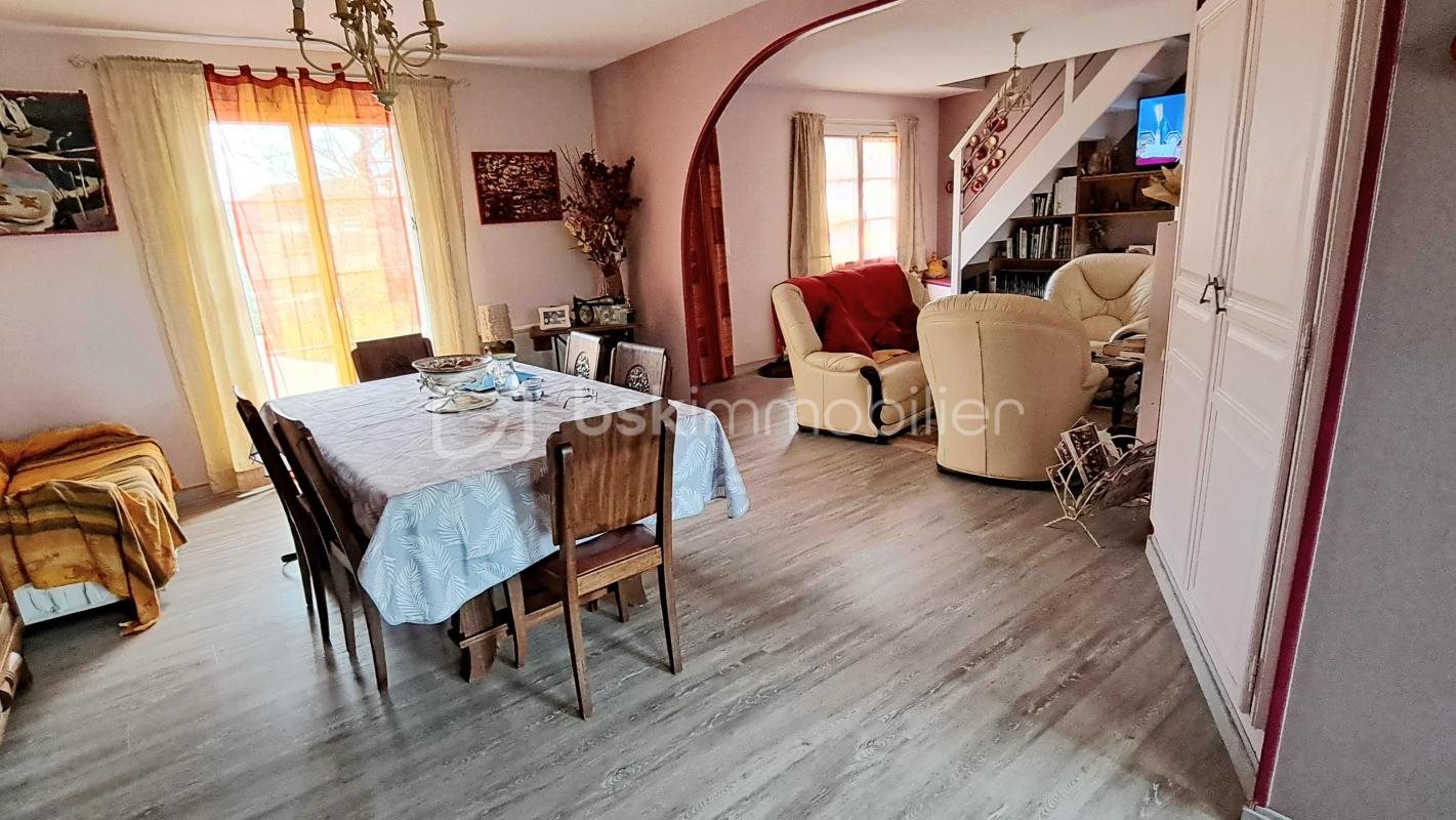 Maison à vendre, 135m², Saint-Laurent-en-Gâtines