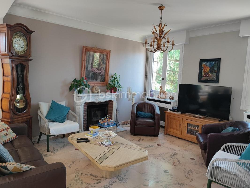 Maison à vendre, 234m², Saint-Julien-du-Sault