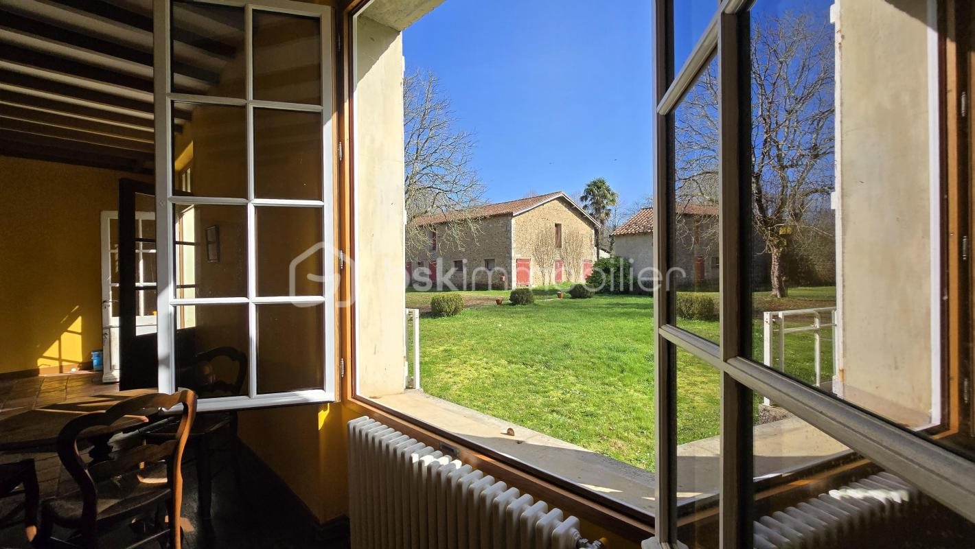 Maison à vendre, 178m², Le Vigeant