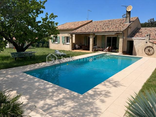 Maison à vendre, 170m², Mimet