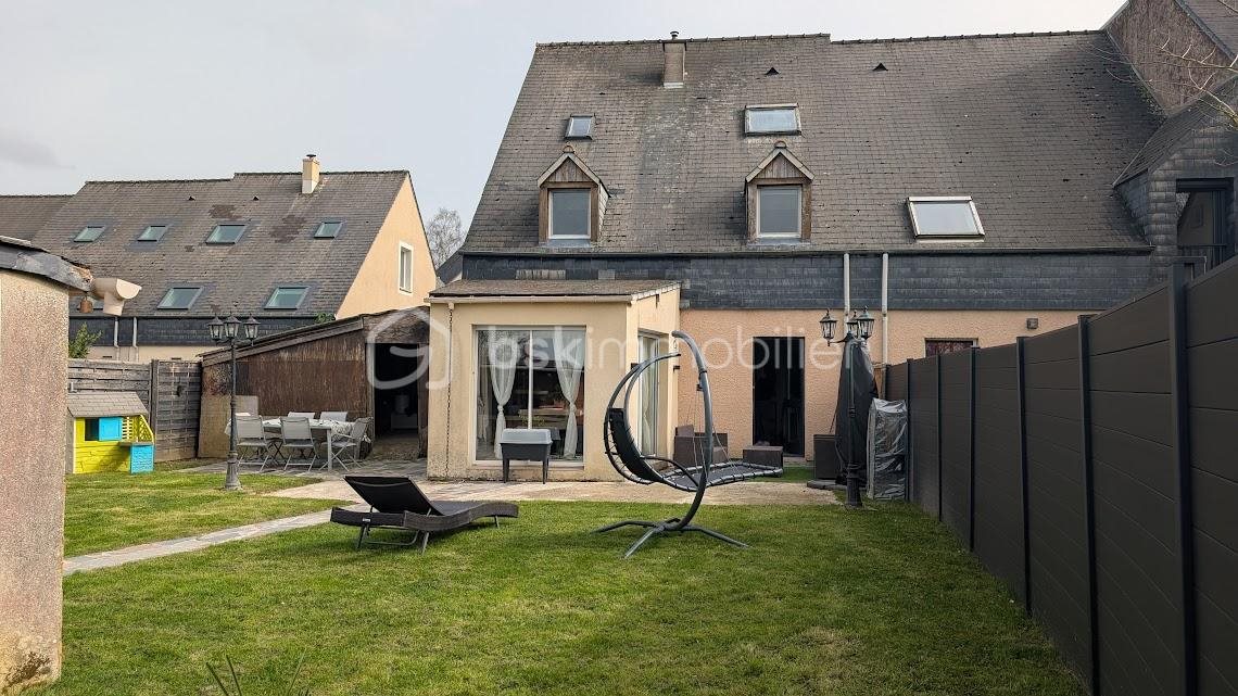 Maison à vendre, 110m², Fougères