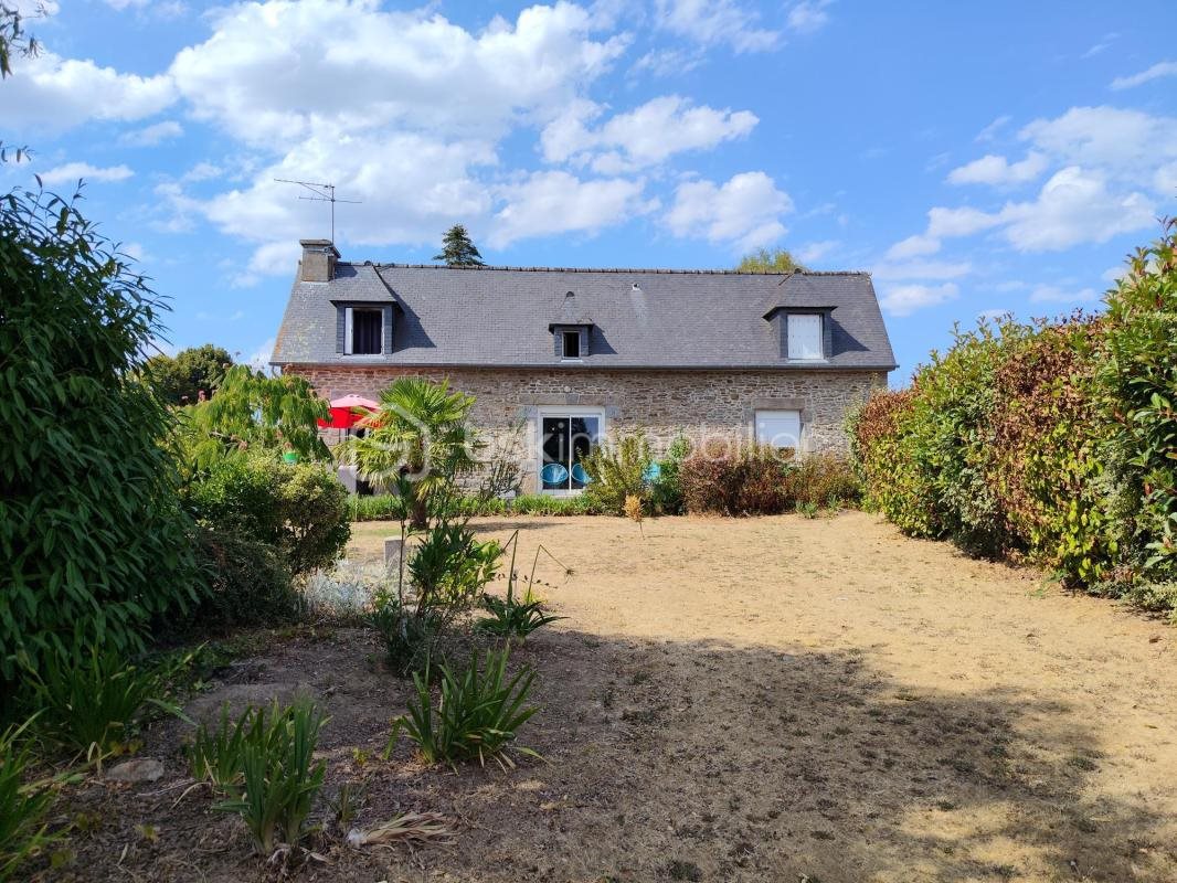 Maison à vendre, 138m², Ménéac