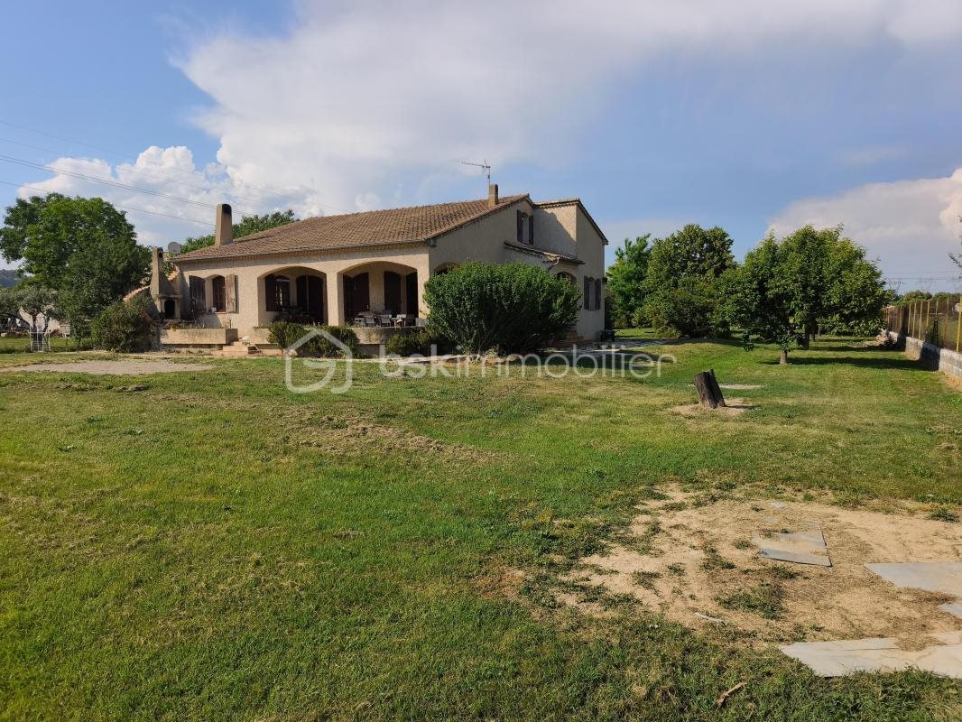 Maison à vendre, 165m², Sainte-Tulle